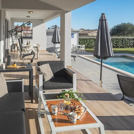 Gina Villa Nova Vas (Porec)