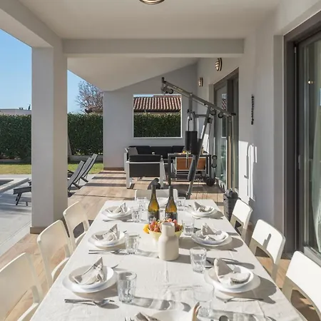 Villa Gina