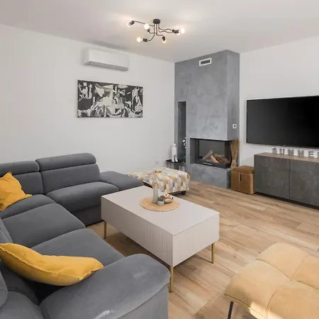 Gina Villa Nova Vas (Porec)