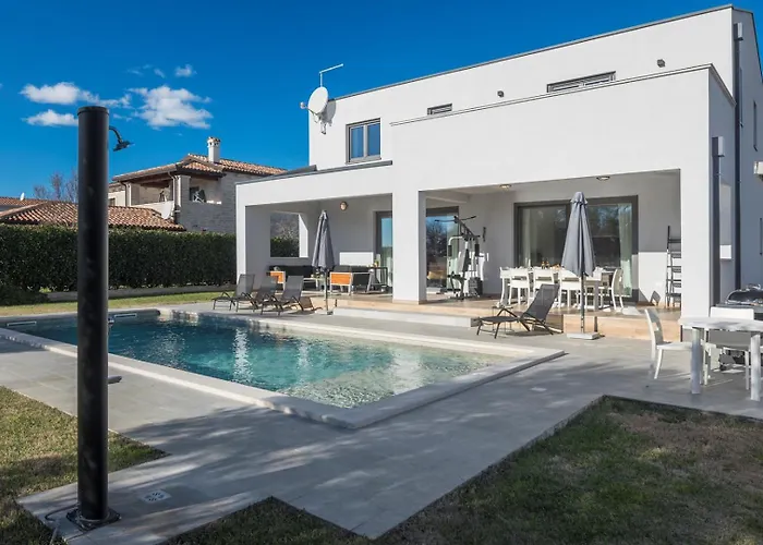 Gina * Nova Vas (Porec)